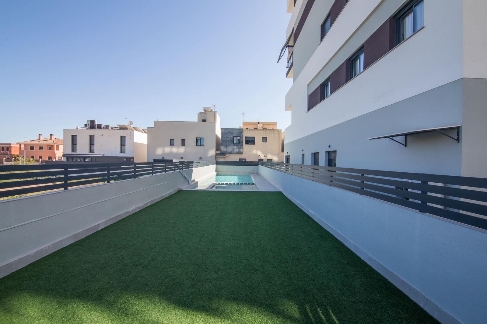 3 soverom Penthouse til salgs i Elche / Elx med svømmebasseng garasje - € 468 000 (Ref: 9735704)