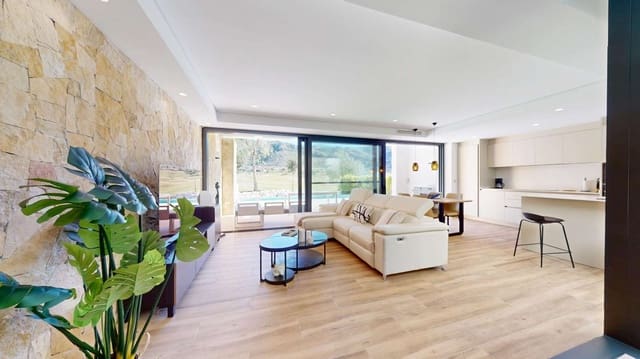 3 soveværelse Villa til salg i Monforte del Cid med swimmingpool - € 795.000 (Ref: 9986975)