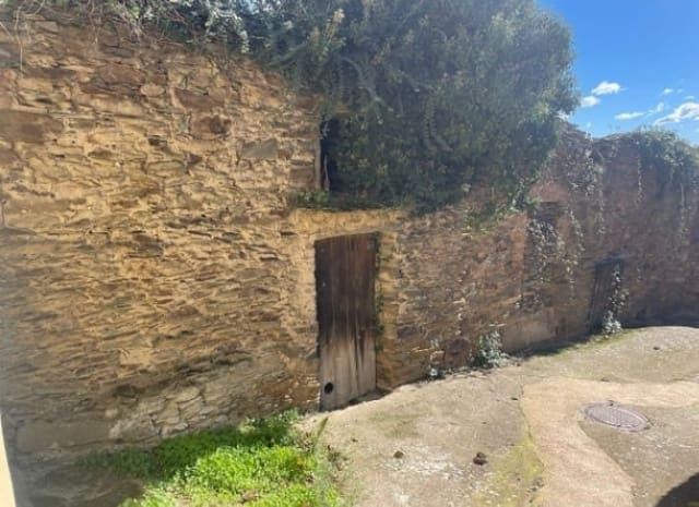 Tomt till salu i Ahigal de los Aceiteros - 35 000 € (Ref: 9412895)