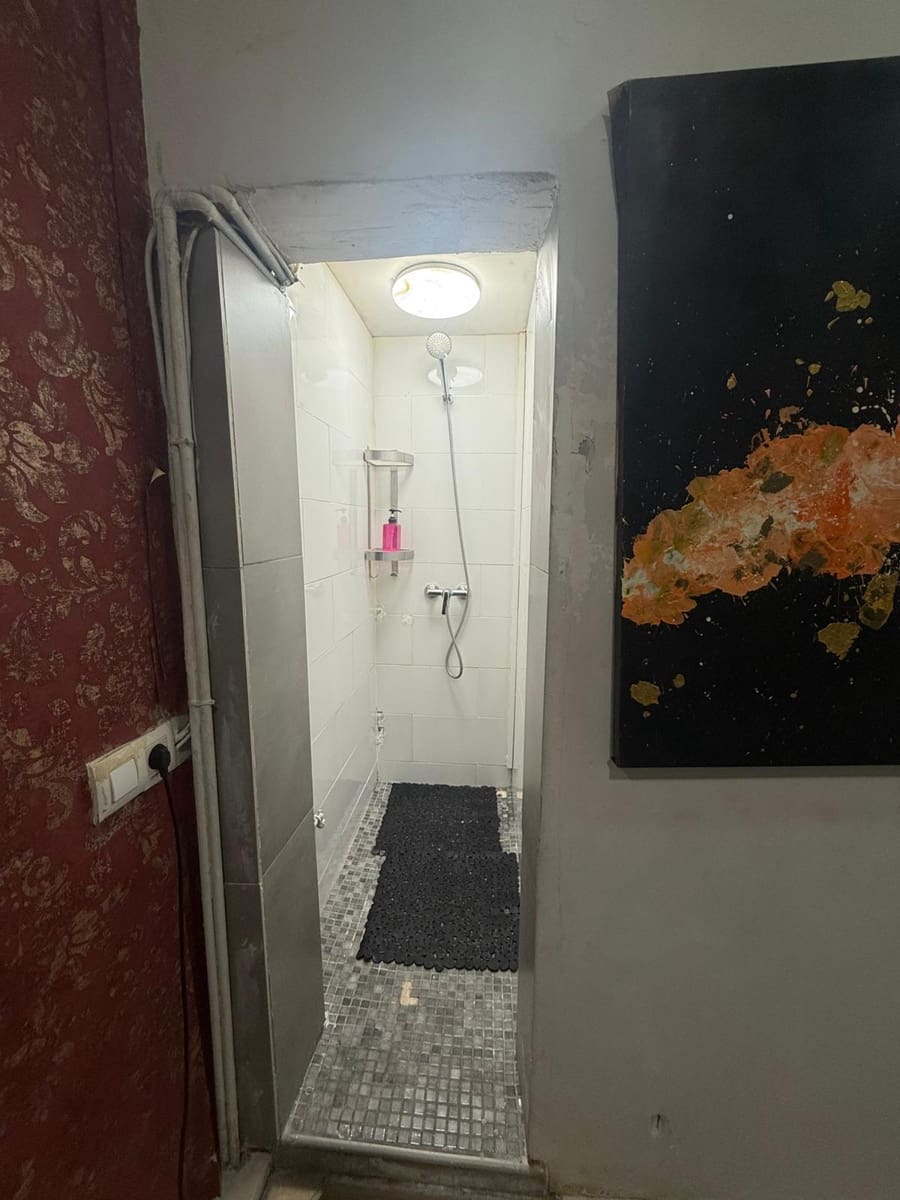 4 makuuhuone Asunto myytävänä paikassa L'Hospitalet de Llobregat - 240 000 € (Ref: 9510163)