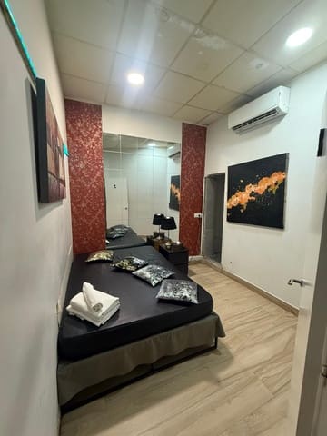 4 makuuhuone Asunto myytävänä paikassa L'Hospitalet de Llobregat - 240 000 € (Ref: 9510163)