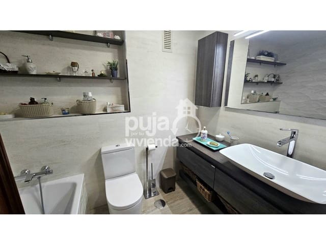 4 Zimmer Wohnung zu verkaufen in Málaga Stadt - 345.000 € (Ref: 9528987)