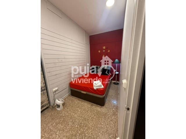 4 Zimmer Wohnung zu verkaufen in L'Hospitalet de Llobregat - 240.000 € (Ref: 9540666)