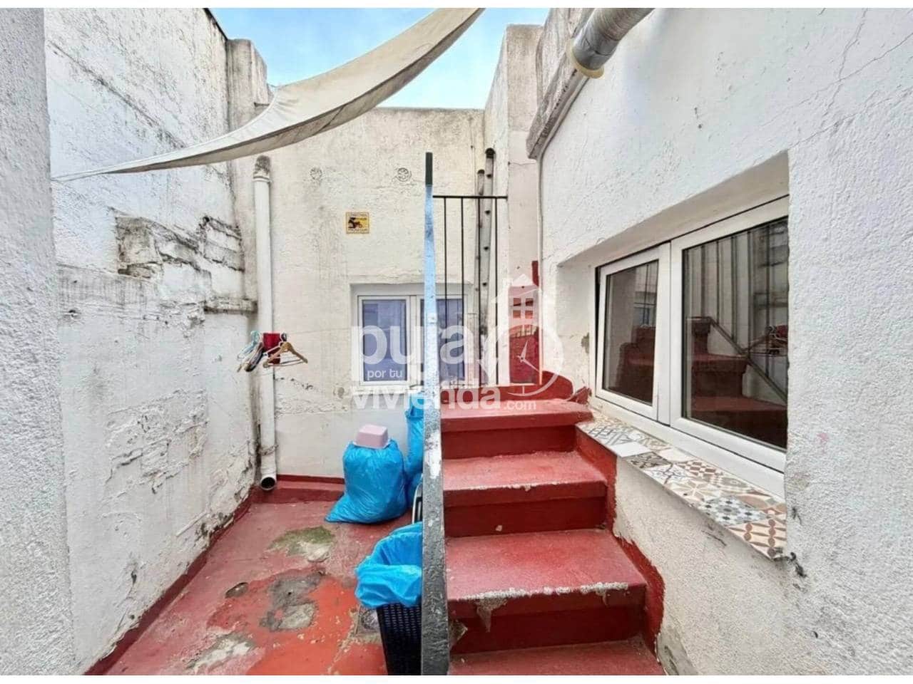 4 Zimmer Wohnung zu verkaufen in L'Hospitalet de Llobregat - 240.000 € (Ref: 9540666)