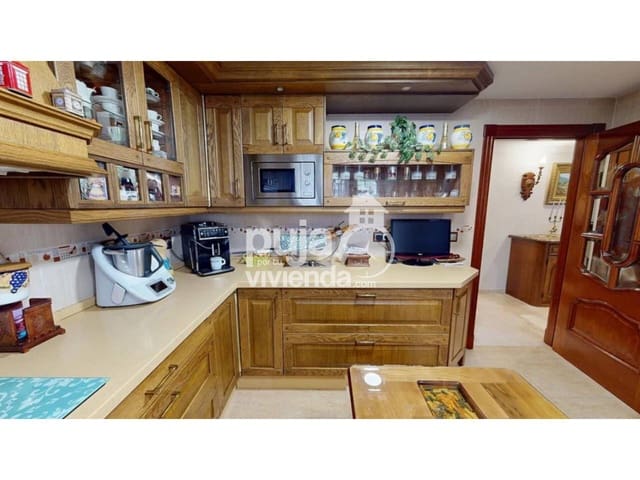 4 soveværelse Semi-Rækkehus til salg i Ogíjares med swimmingpool garage - € 595.000 (Ref: 9540880)