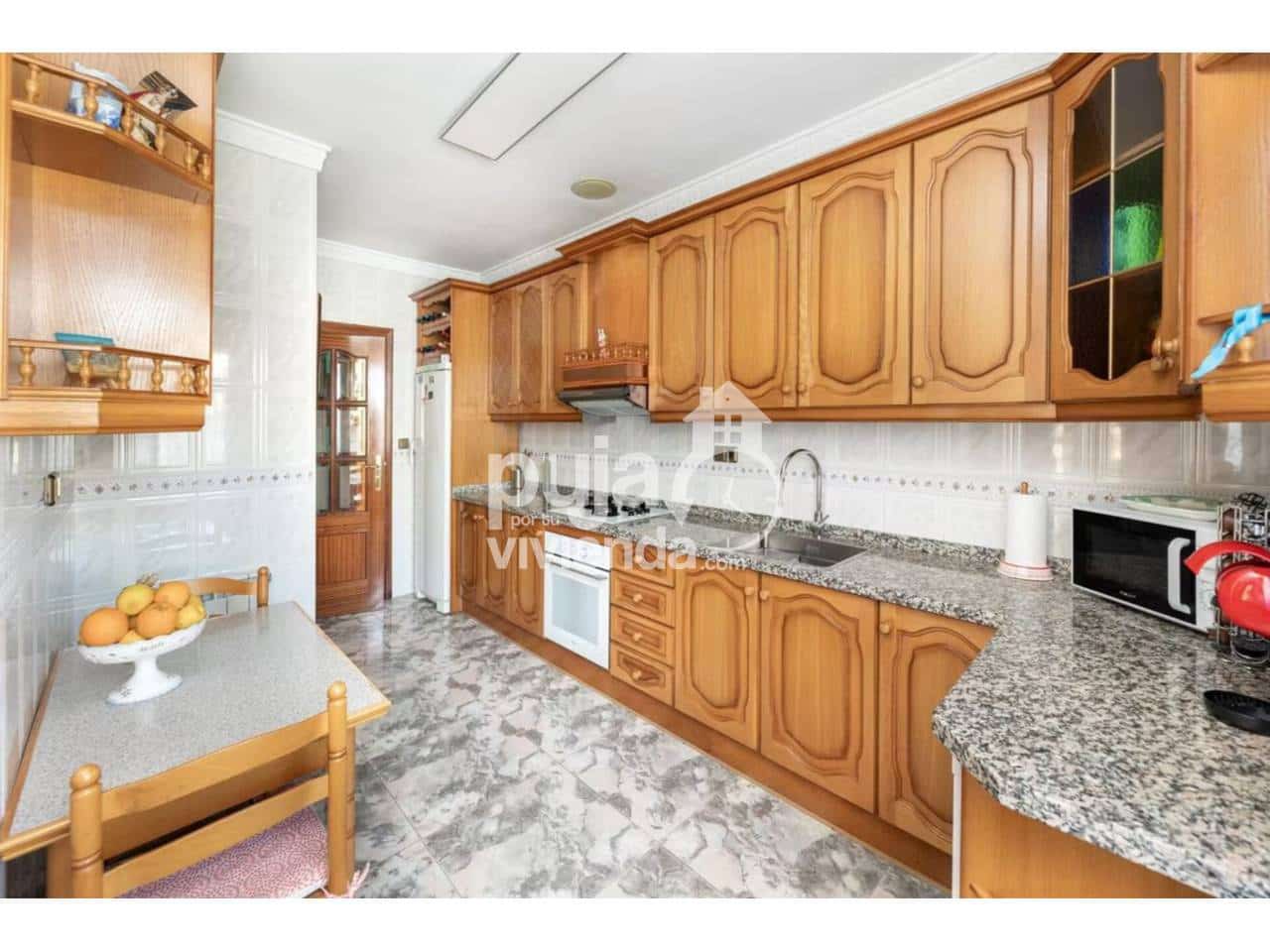 4 bedroom Townhouse for sale in Iznalloz with garage - € 199,000 (Ref: 9540881)