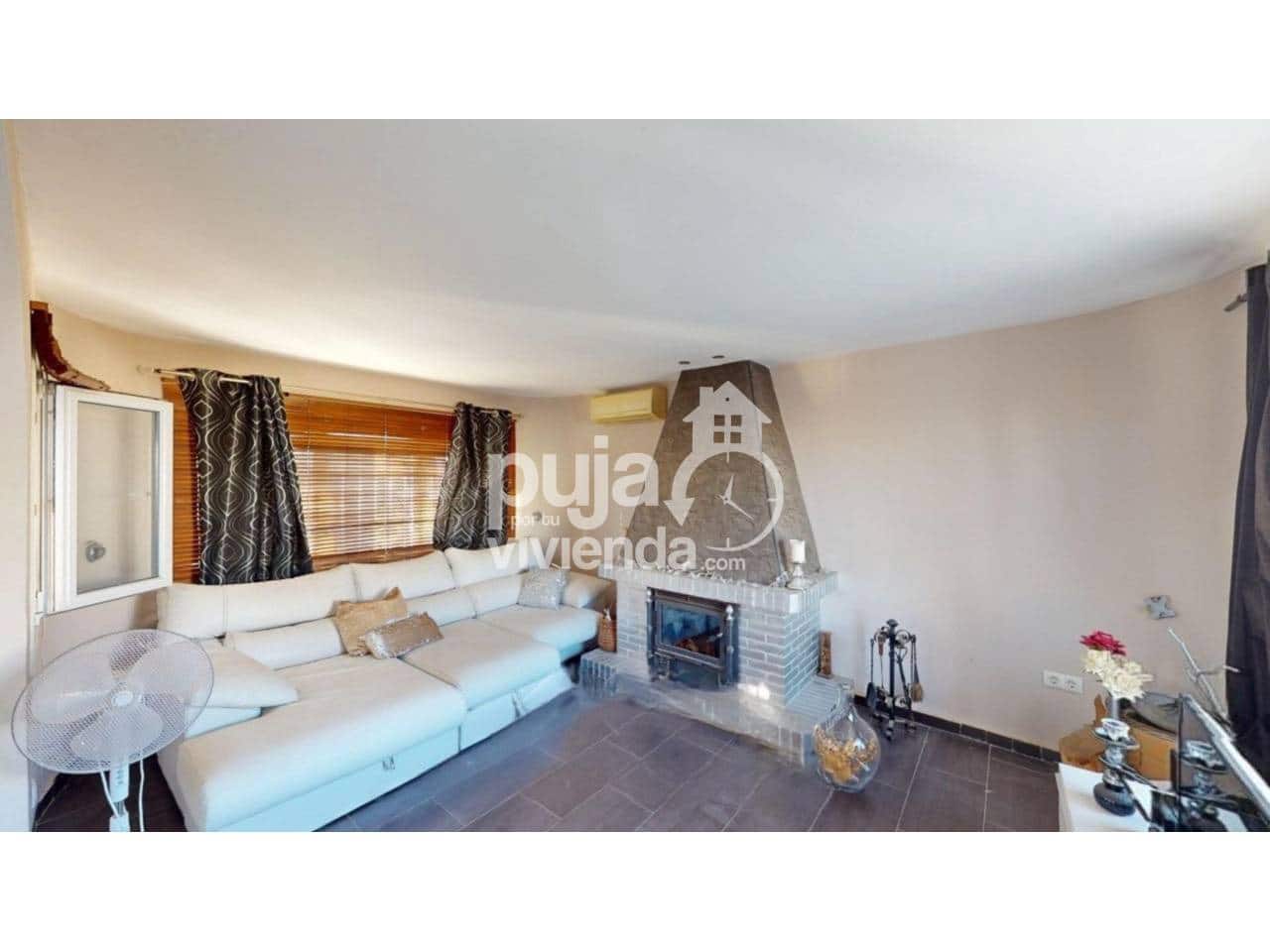 4 Zimmer Villa zu verkaufen in Velez-Malaga mit Pool Garage - 635.000 € (Ref: 9547482)