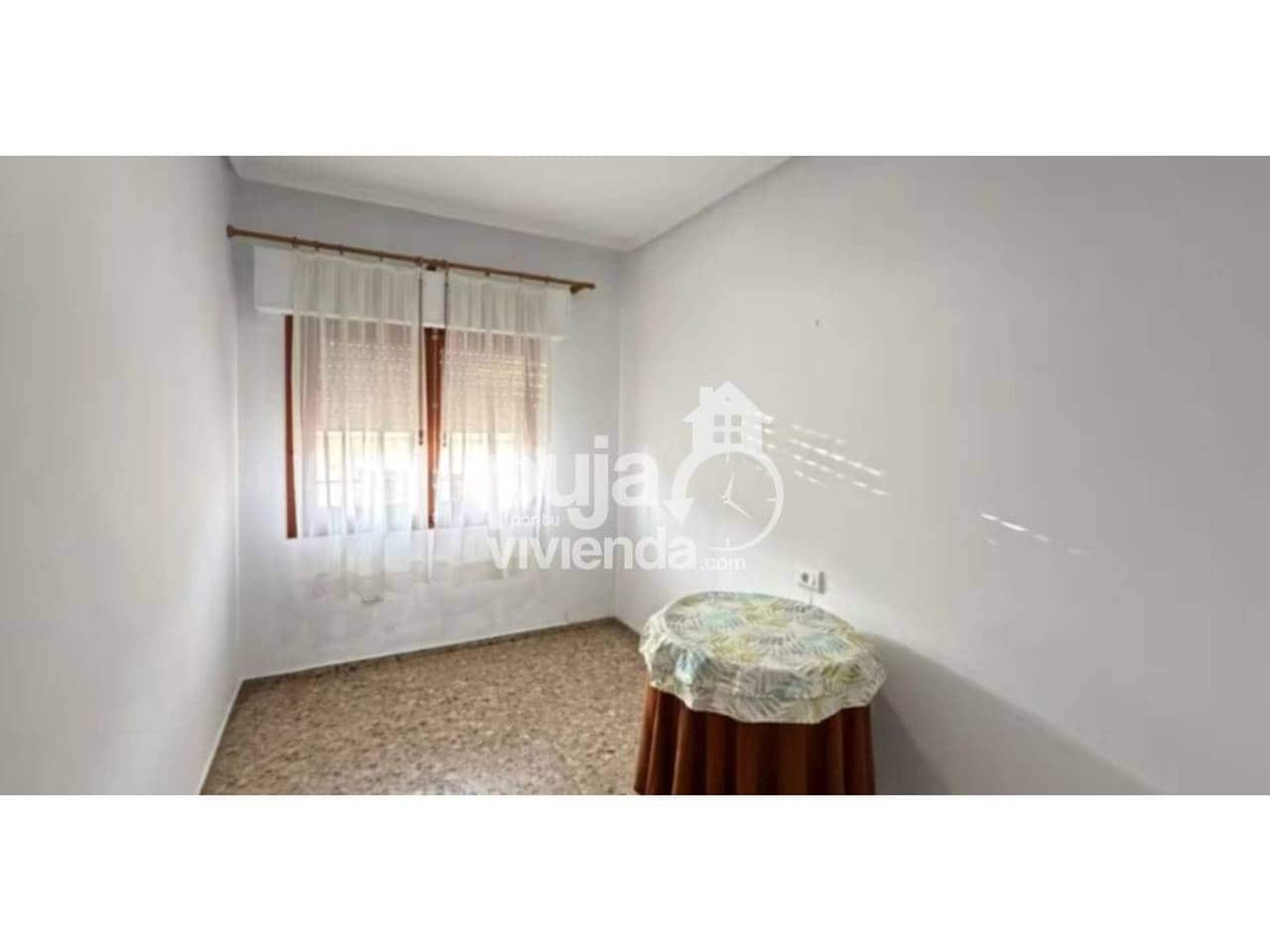 4 soveværelse Lejlighed til salg i L'Alcora - € 97.000 (Ref: 9561374)