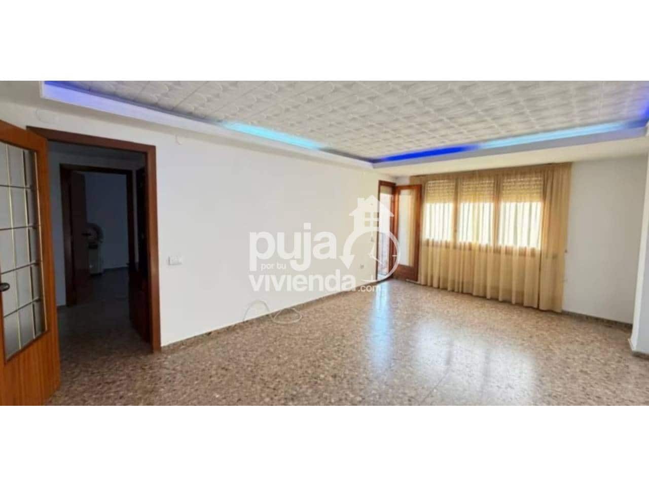 4 soveværelse Lejlighed til salg i L'Alcora - € 97.000 (Ref: 9561374)