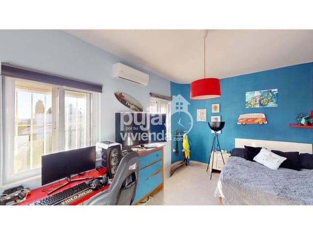 4 bedroom Villa for sale in Vélez-Málaga with pool garage - € 630,000 (Ref: 9590596)