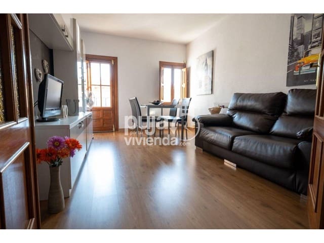 2 bedroom Flat for sale in Siles - € 74,000 (Ref: 9590598)