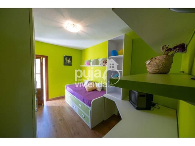 2 bedroom Flat for sale in Siles - € 74,000 (Ref: 9590598)