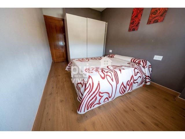 2 bedroom Flat for sale in Siles - € 74,000 (Ref: 9590598)