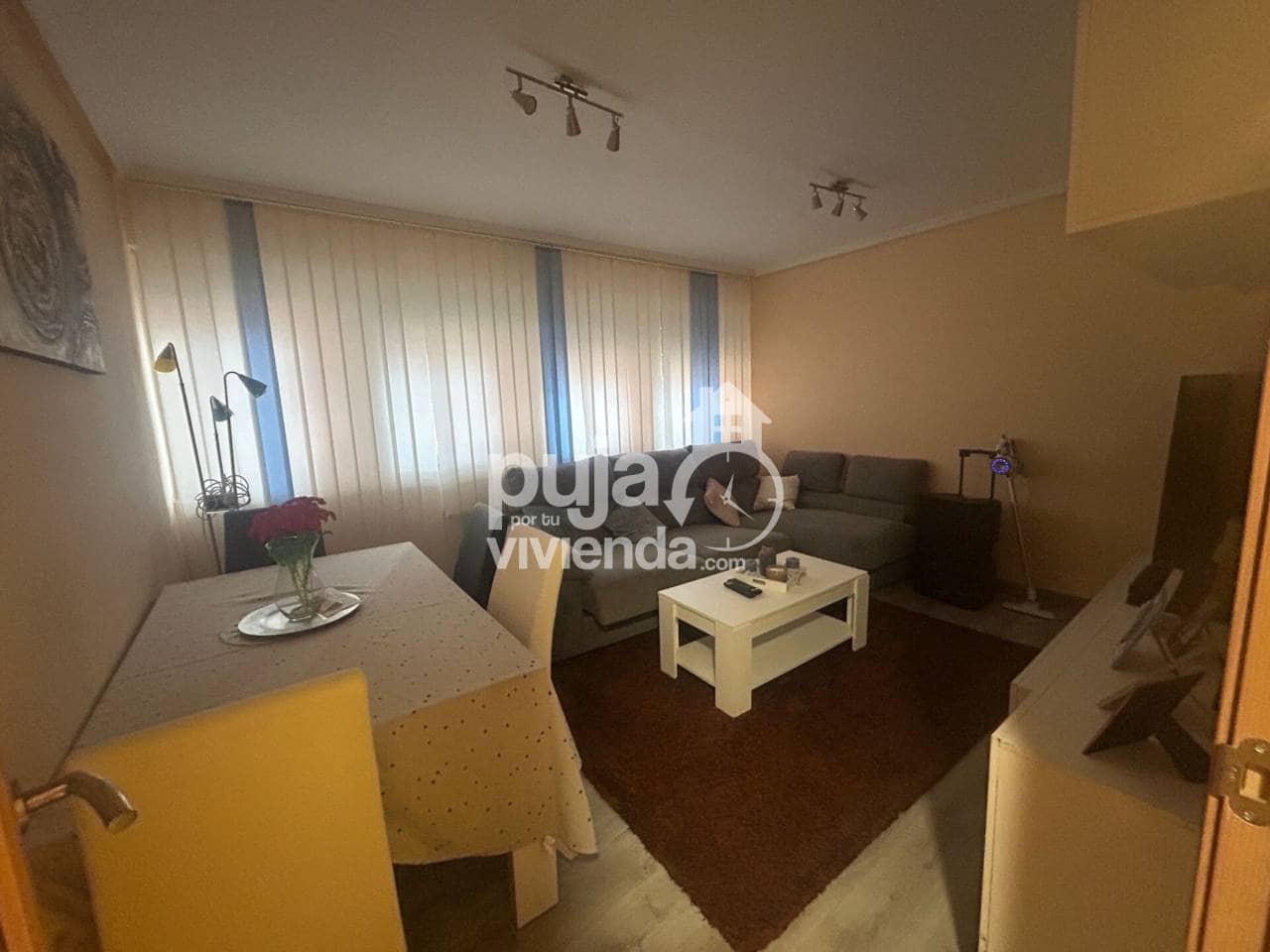 4 bedroom Flat for sale in Vitoria-Gasteiz - € 295,000 (Ref: 9590599)