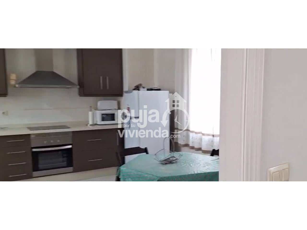 5 makuuhuone Huvila myytävänä paikassa Jodar mukana 
autotalli - 325 000 € (Ref: 9598508)