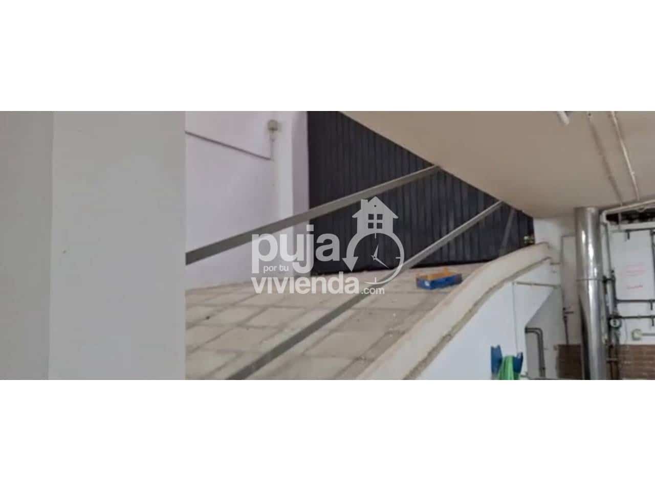 5 makuuhuone Huvila myytävänä paikassa Jodar mukana 
autotalli - 325 000 € (Ref: 9598508)