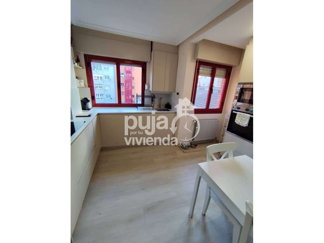 3 soverom Leilighet til salgs i Oviedo med garasje - € 299 000 (Ref: 9610681)