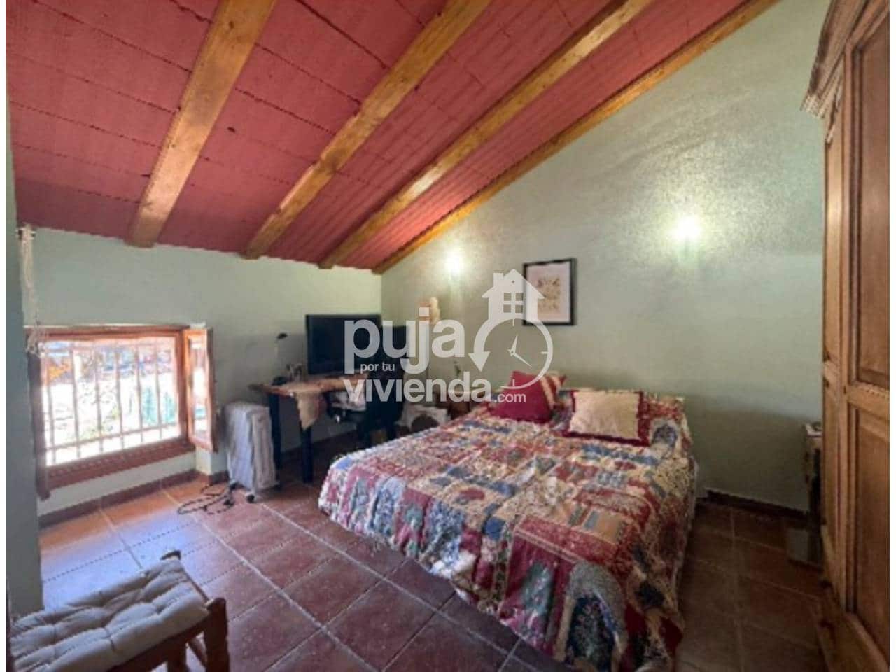 Chalet de 8 habitaciones en Cehegín en venta con piscina garaje - 150.000 € (Ref: 9625083)