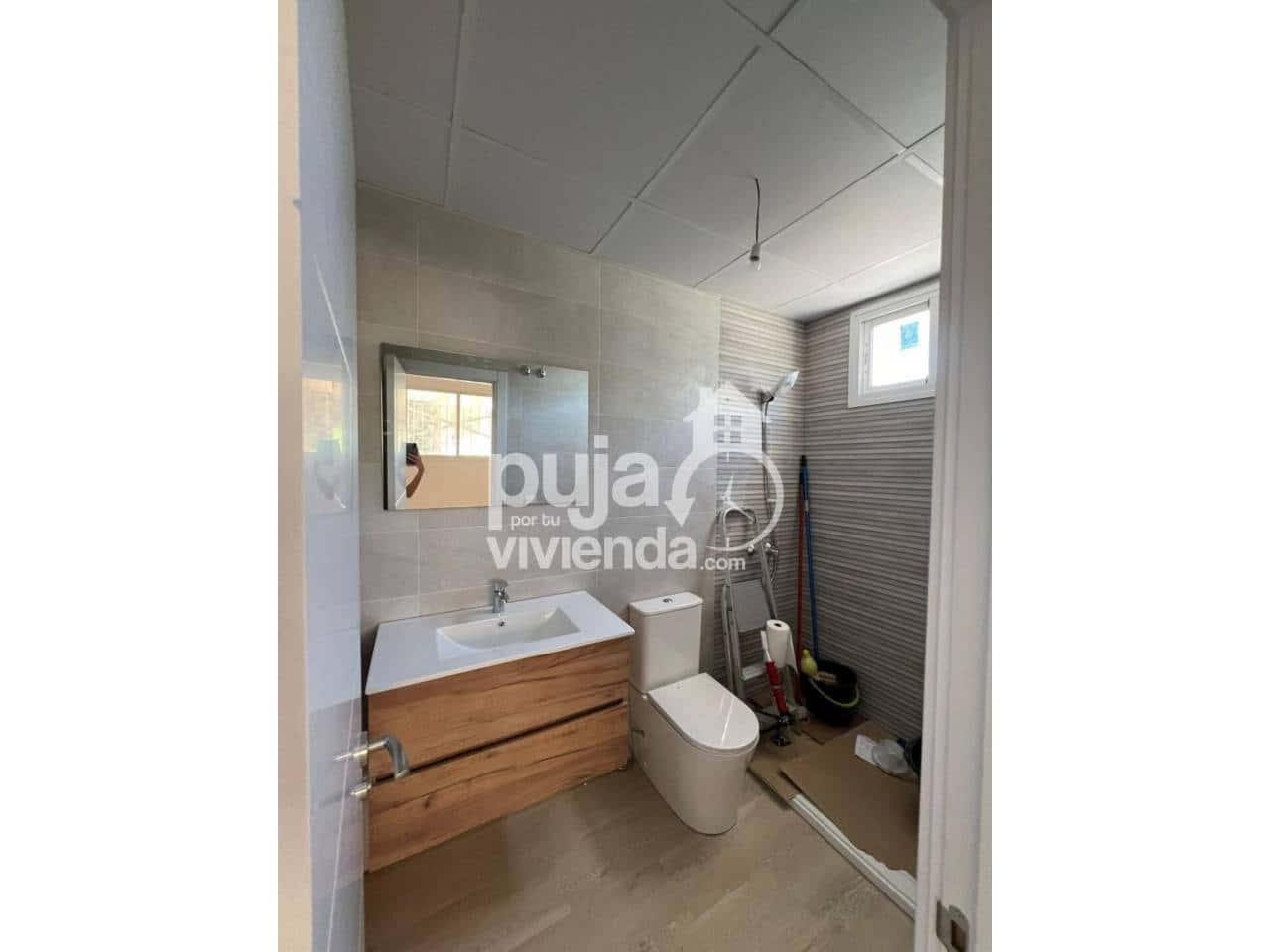 2 bedroom Apartment for sale in Malaga city with pool garage - € 320,000 (Ref: 9627136)