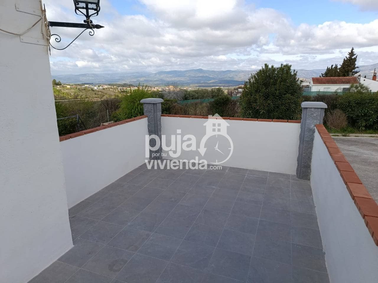 Chalet de 3 habitaciones en Moraleda de Zafayona en venta con piscina garaje - 320.000 € (Ref: 9665778)