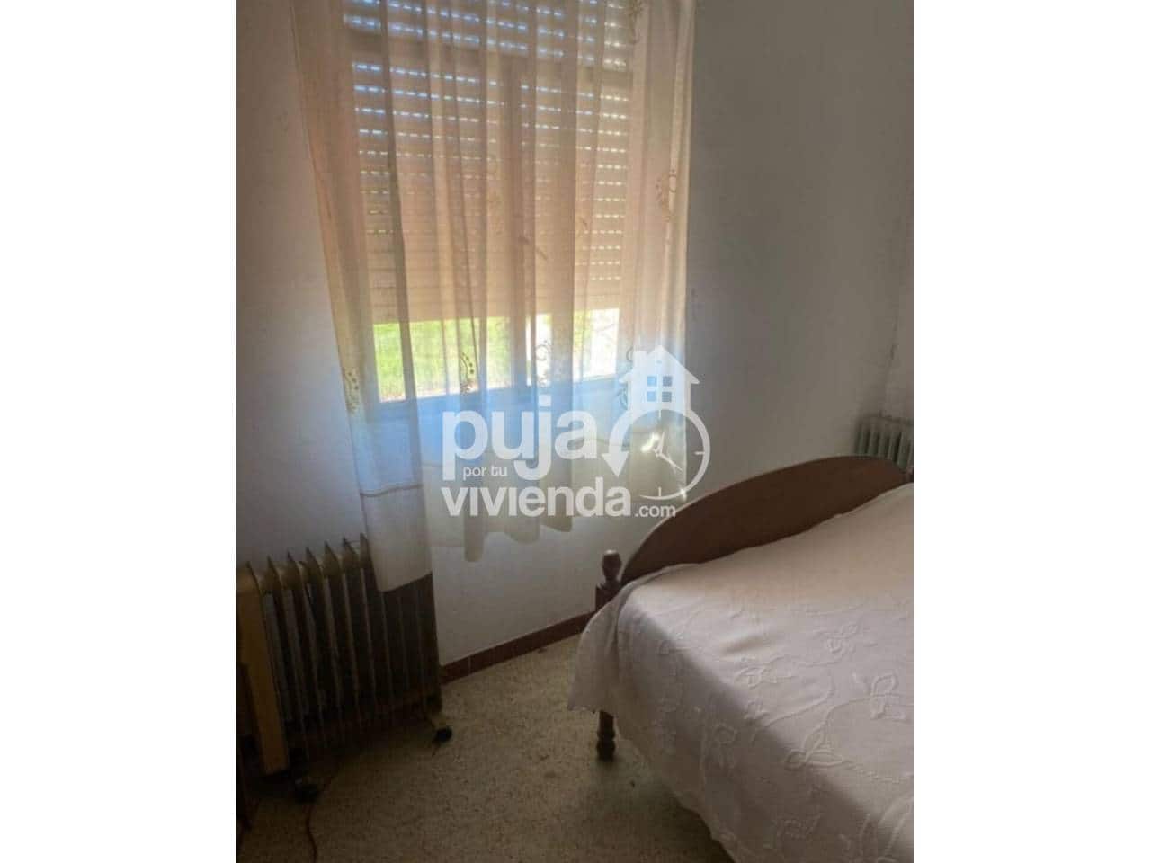 3 soveværelse Finca/Landehus til salg i Trasmiras med garage - € 80.000 (Ref: 9755232)