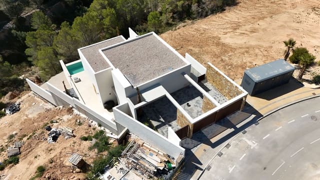 3 quarto Moradia para venda em Finestrat com piscina garagem - 825 000 € (Ref: 9028356)