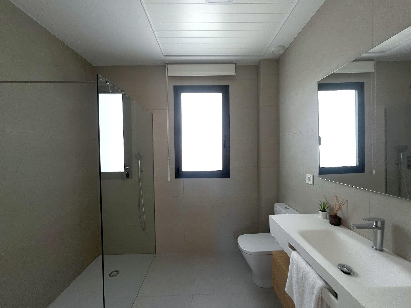 3 Zimmer Villa zu verkaufen in Cala de Finestrat mit Pool - 579.000 € (Ref: 9028359)