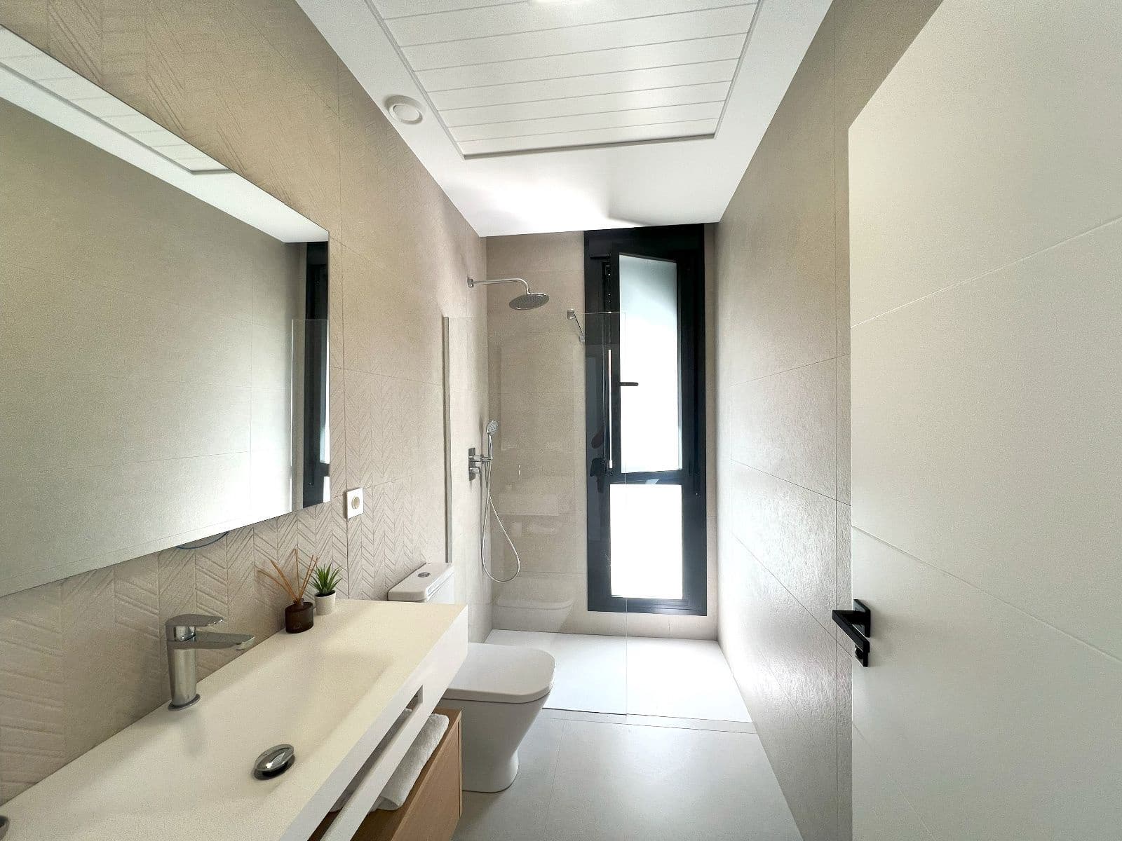 3 Zimmer Villa zu verkaufen in Cala de Finestrat mit Pool - 579.000 € (Ref: 9028359)