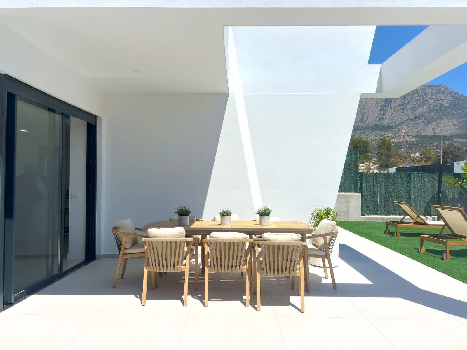 3 Zimmer Villa zu verkaufen in Cala de Finestrat mit Pool - 579.000 € (Ref: 9028359)