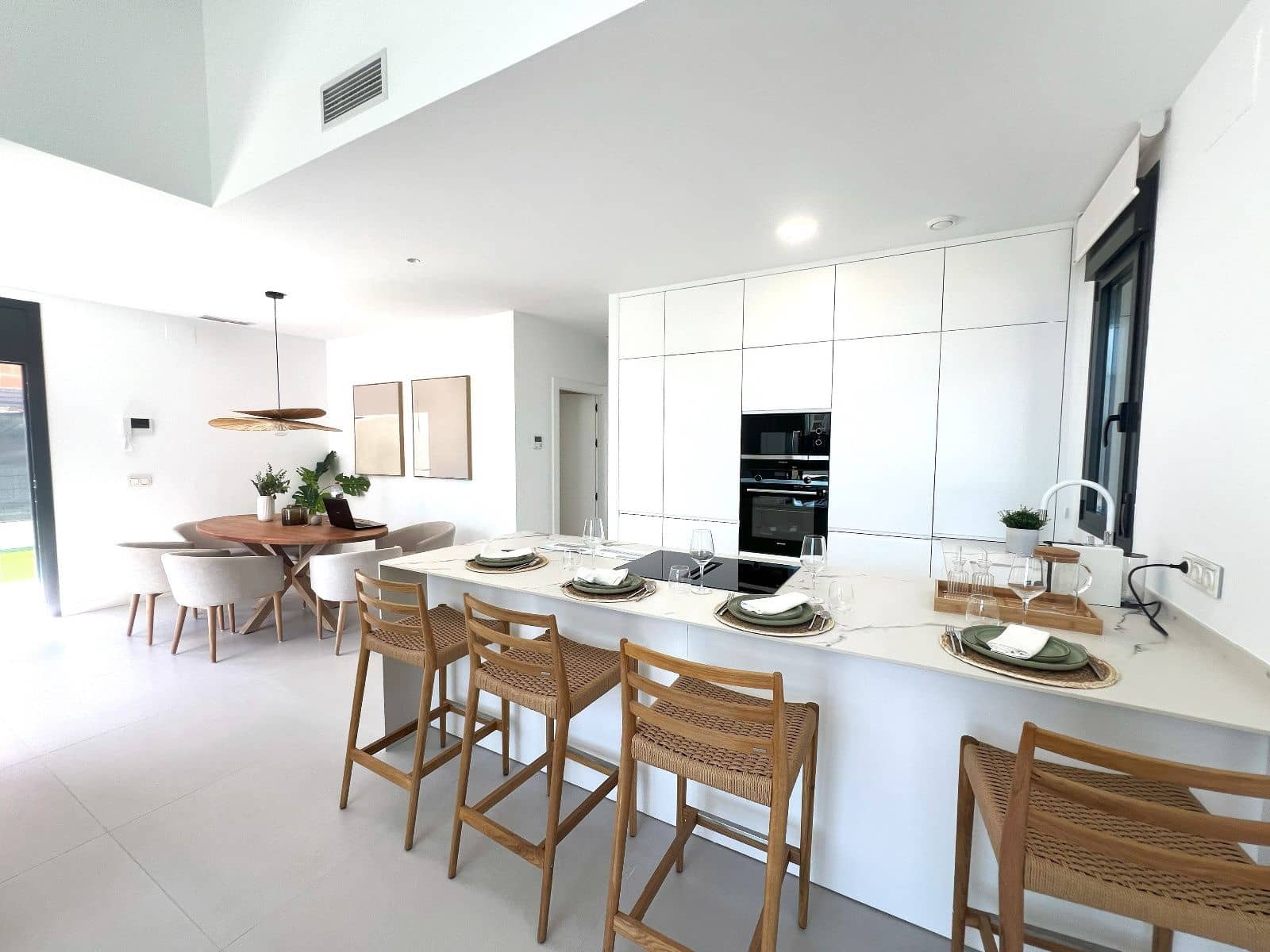 3 Zimmer Villa zu verkaufen in Cala de Finestrat mit Pool - 579.000 € (Ref: 9028359)