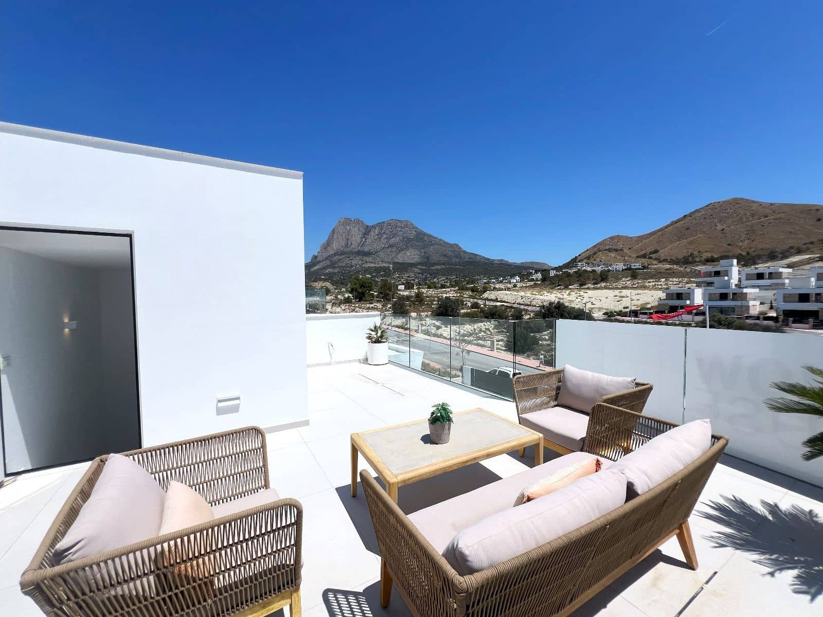 3 Zimmer Villa zu verkaufen in Cala de Finestrat mit Pool - 579.000 € (Ref: 9028359)