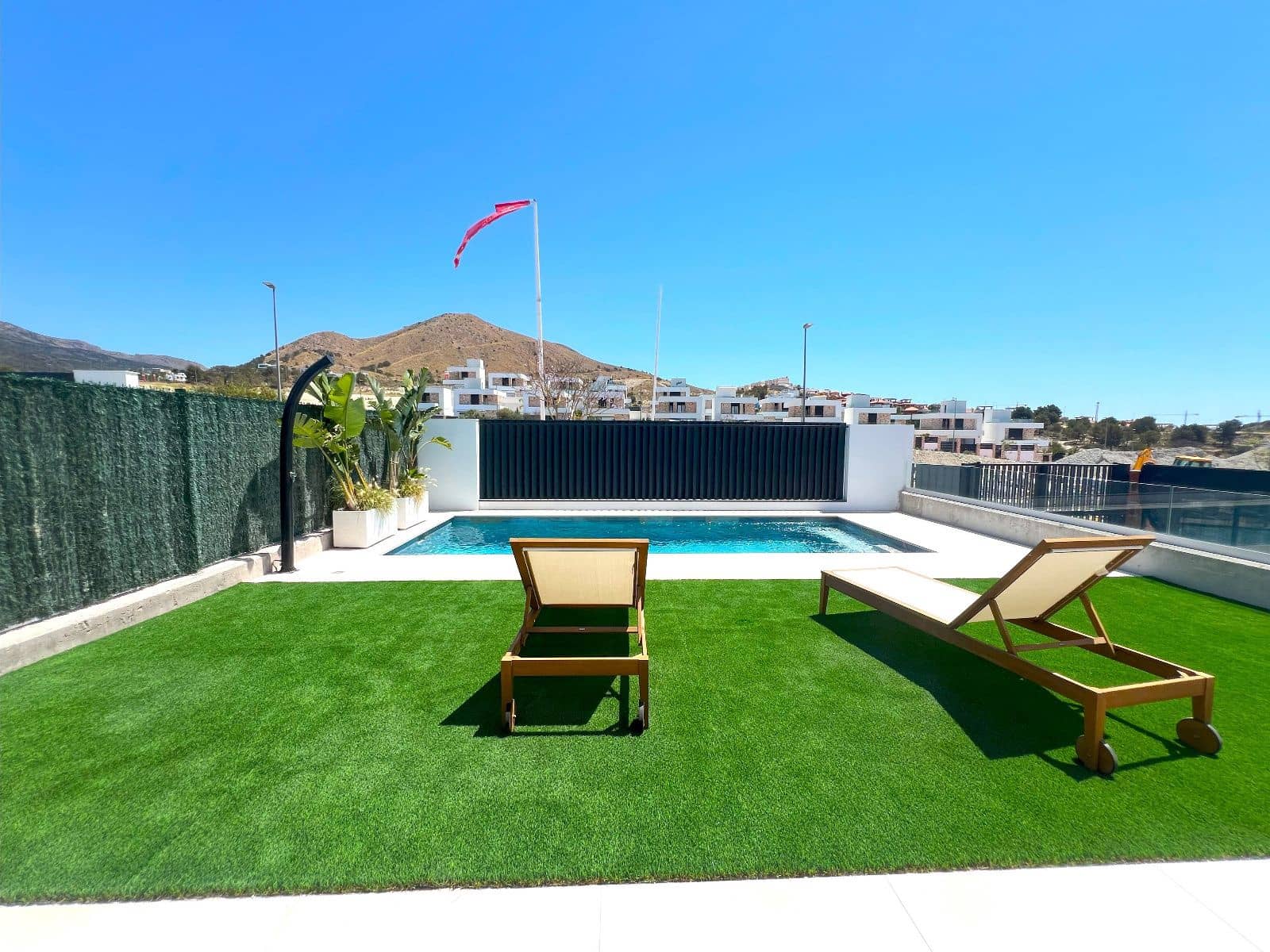 3 Zimmer Villa zu verkaufen in Cala de Finestrat mit Pool - 579.000 € (Ref: 9028359)