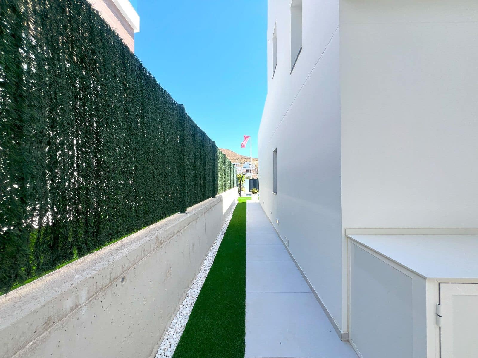 3 Zimmer Villa zu verkaufen in Cala de Finestrat mit Pool - 579.000 € (Ref: 9028359)