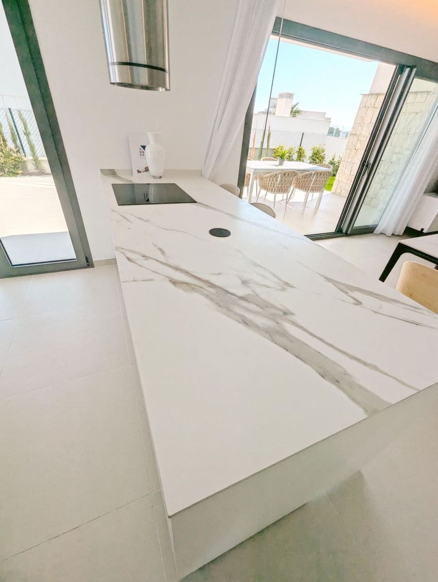 4 bedroom Villa for sale in Finestrat with pool garage - € 795,000 (Ref: 9028369)