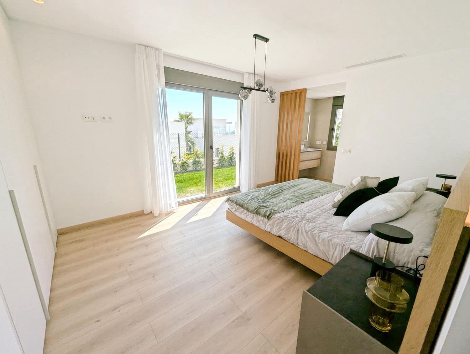 4 bedroom Villa for sale in Finestrat with pool garage - € 795,000 (Ref: 9028369)