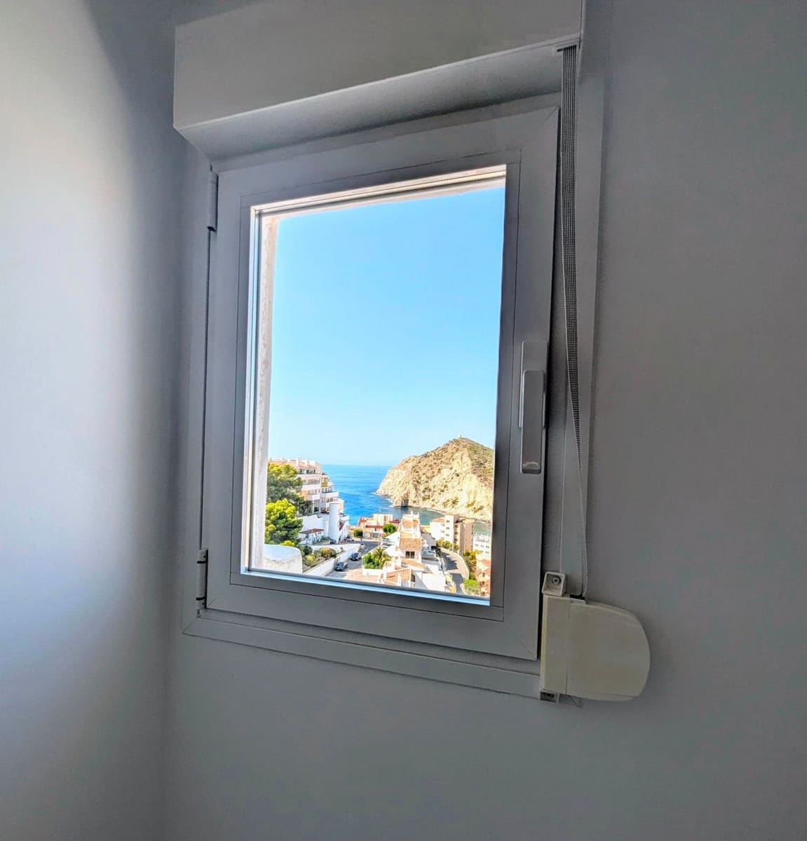 Piso de 2 habitaciones en Benidorm en venta con piscina garaje - 263.900 € (Ref: 9168859)