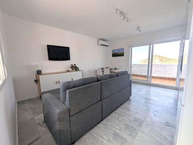 2 bedroom Flat for sale in Playa Poniente, Benidorm with pool garage - € 263,900 (Ref: 9168859)