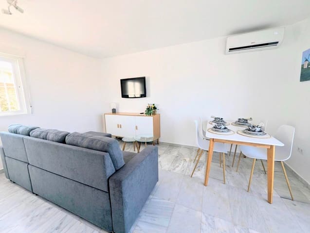 2 bedroom Flat for sale in Playa Poniente, Benidorm with pool garage - € 263,900 (Ref: 9168859)