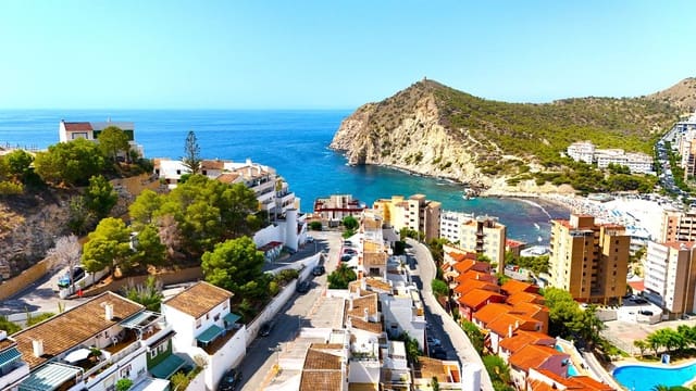 2 bedroom Flat for sale in Playa Poniente, Benidorm with pool garage - € 263,900 (Ref: 9168859)