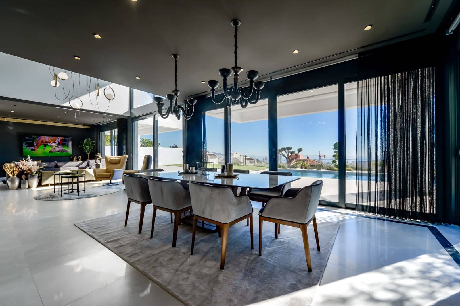 7 bedroom Villa for sale in Finestrat with pool garage - € 3,950,000 (Ref: 9199933)