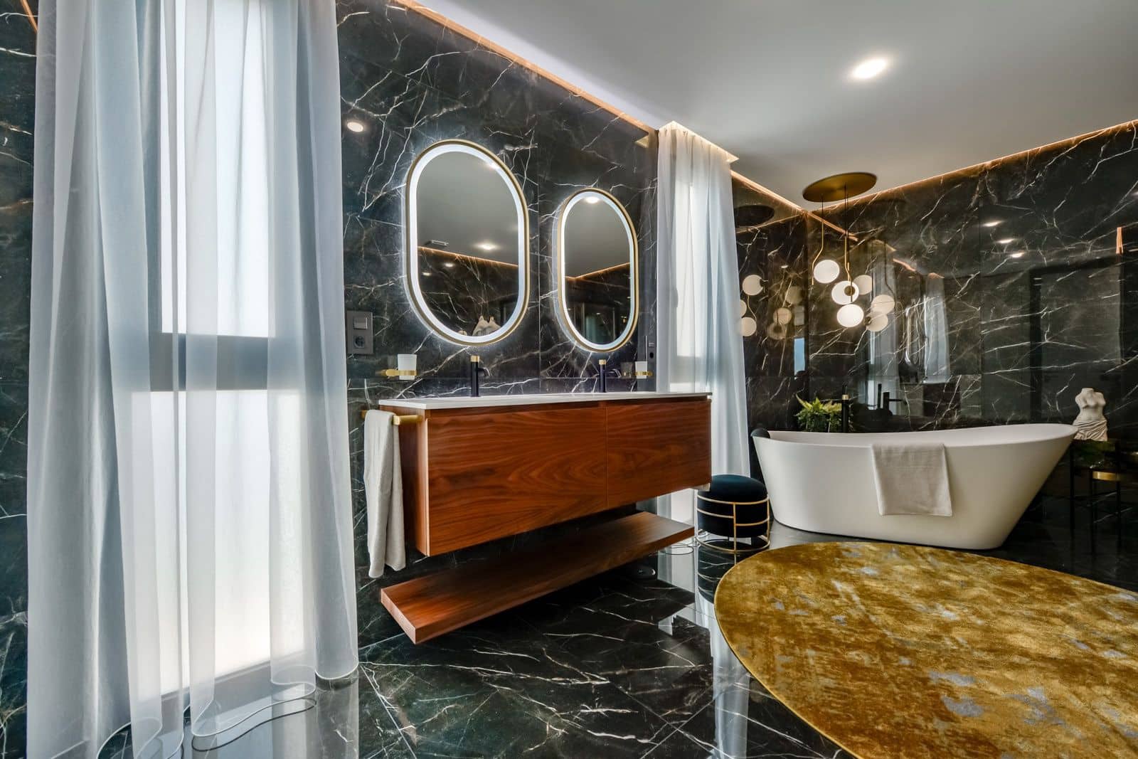 7 bedroom Villa for sale in Finestrat with pool garage - € 3,950,000 (Ref: 9199933)