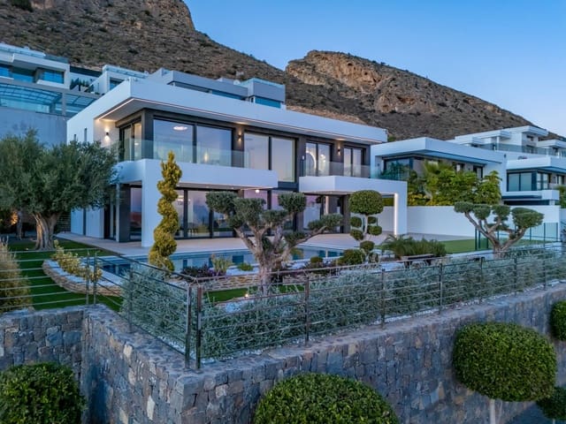 7 bedroom Villa for sale in Finestrat with pool garage - € 3,950,000 (Ref: 9199933)