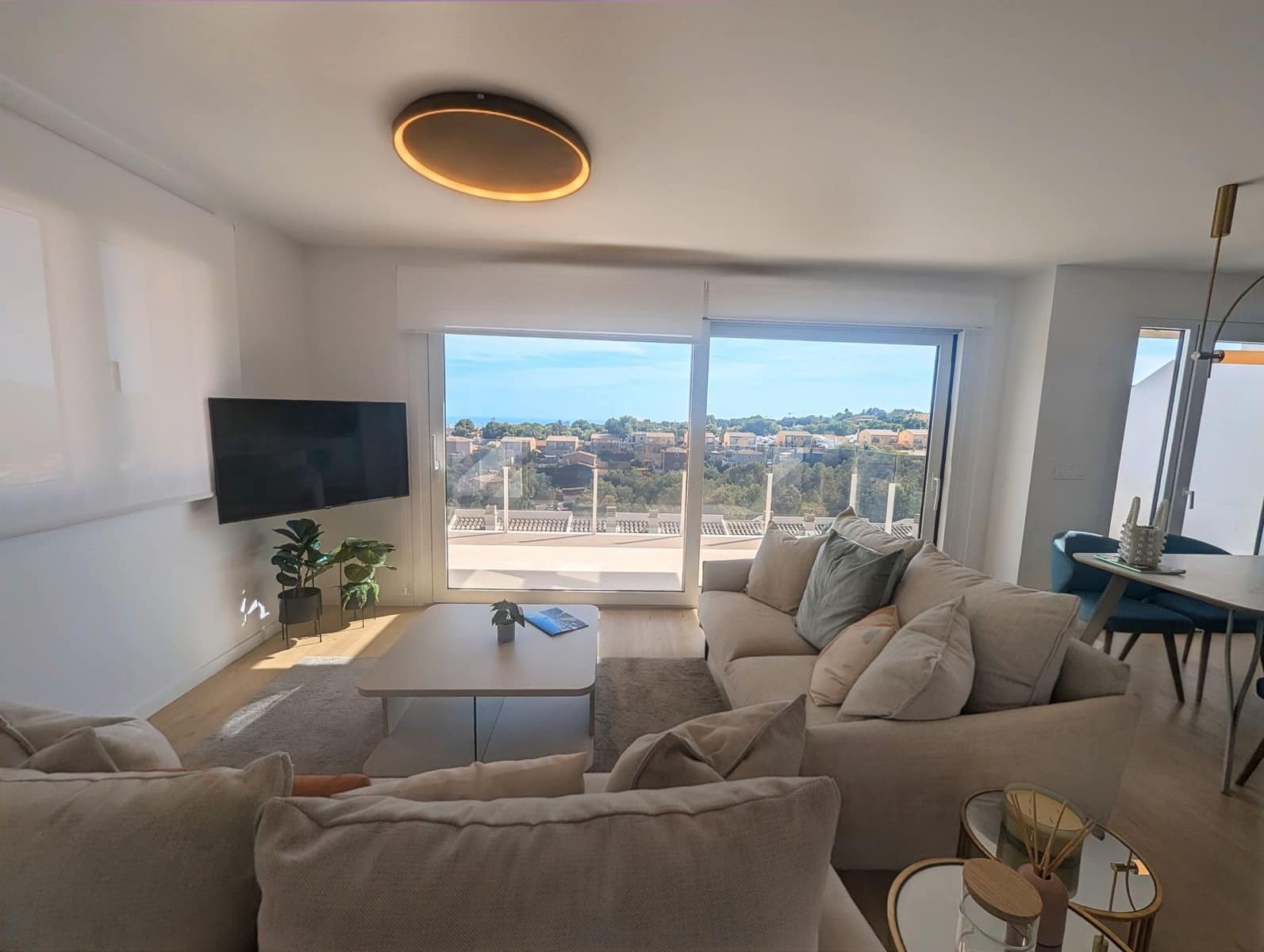 4 quarto Casa em Banda para venda em La Nucia com piscina garagem - 427 000 € (Ref: 9205731)