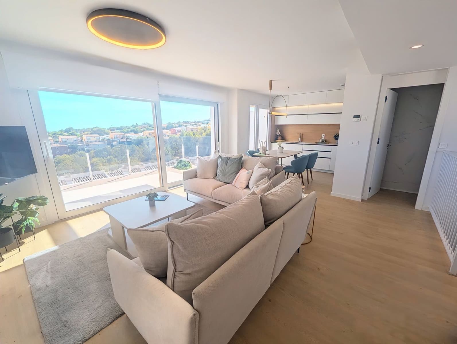 4 quarto Casa em Banda para venda em La Nucia com piscina garagem - 427 000 € (Ref: 9205731)