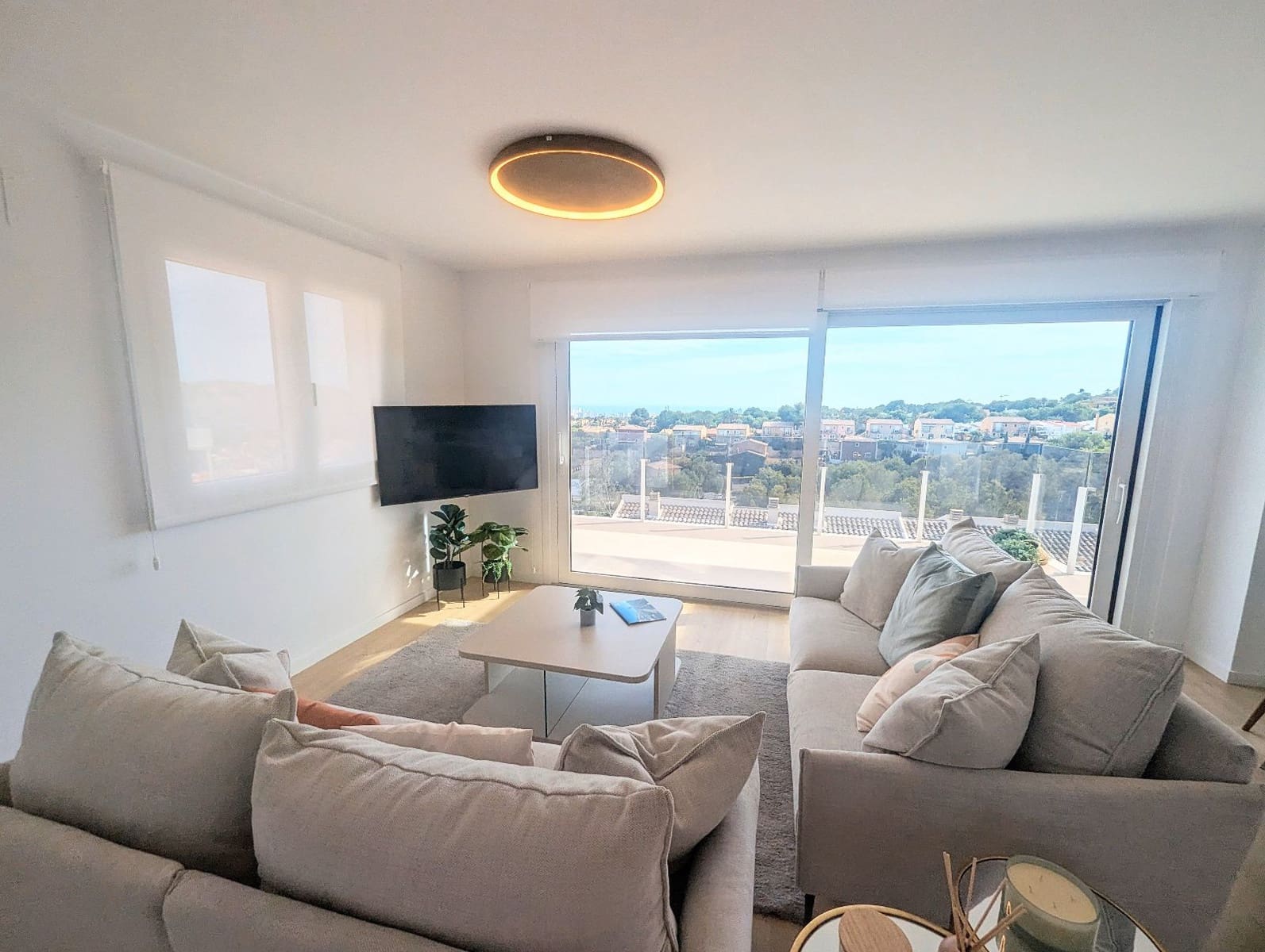 4 quarto Casa em Banda para venda em La Nucia com piscina garagem - 427 000 € (Ref: 9205731)