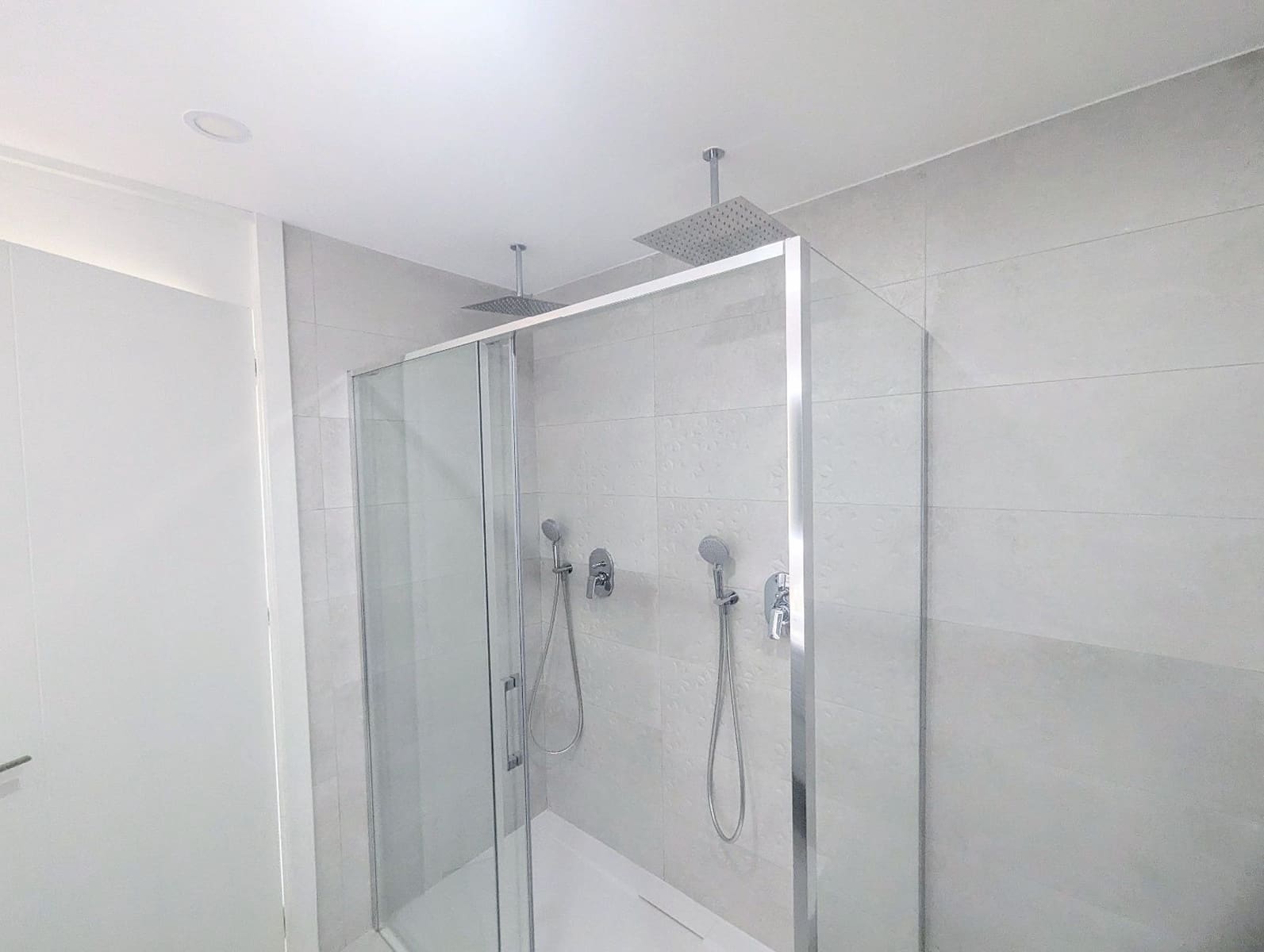 4 quarto Casa em Banda para venda em La Nucia com piscina garagem - 427 000 € (Ref: 9205731)