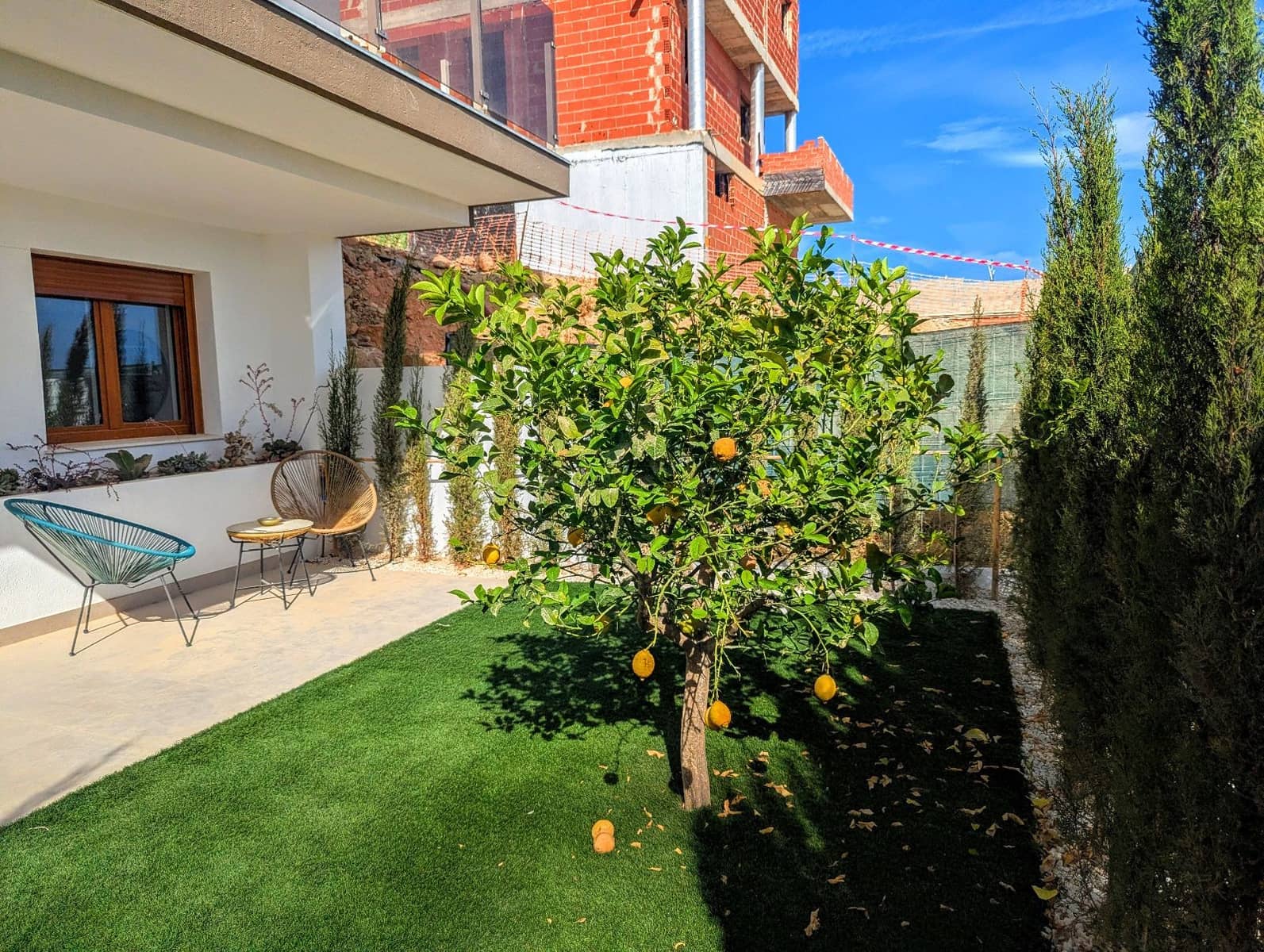 4 quarto Casa em Banda para venda em La Nucia com piscina garagem - 427 000 € (Ref: 9205731)