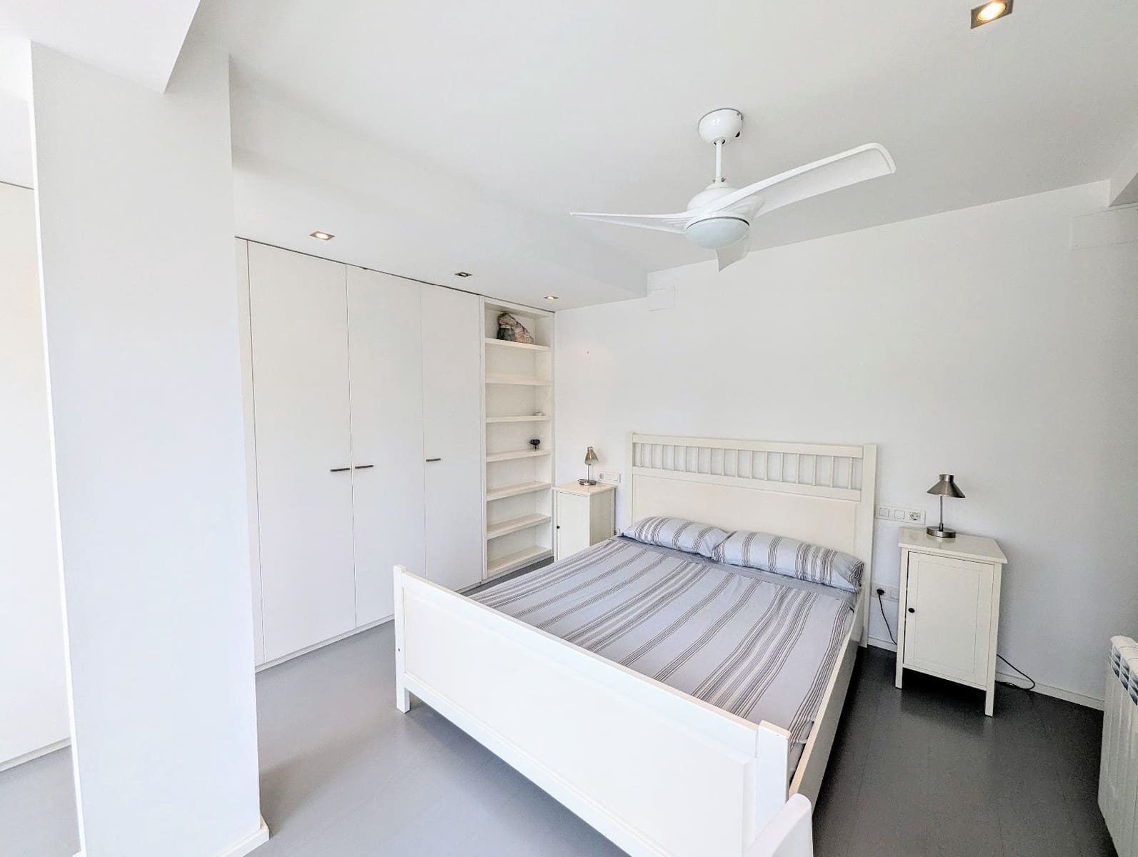 Appartement de 3 chambres à louer à Benidorm avec piscine - 1 500 € (Ref: 9207506)