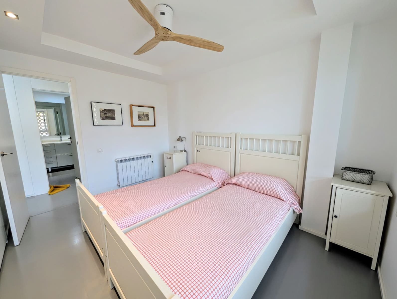 Appartement de 3 chambres à louer à Benidorm avec piscine - 1 500 € (Ref: 9207506)