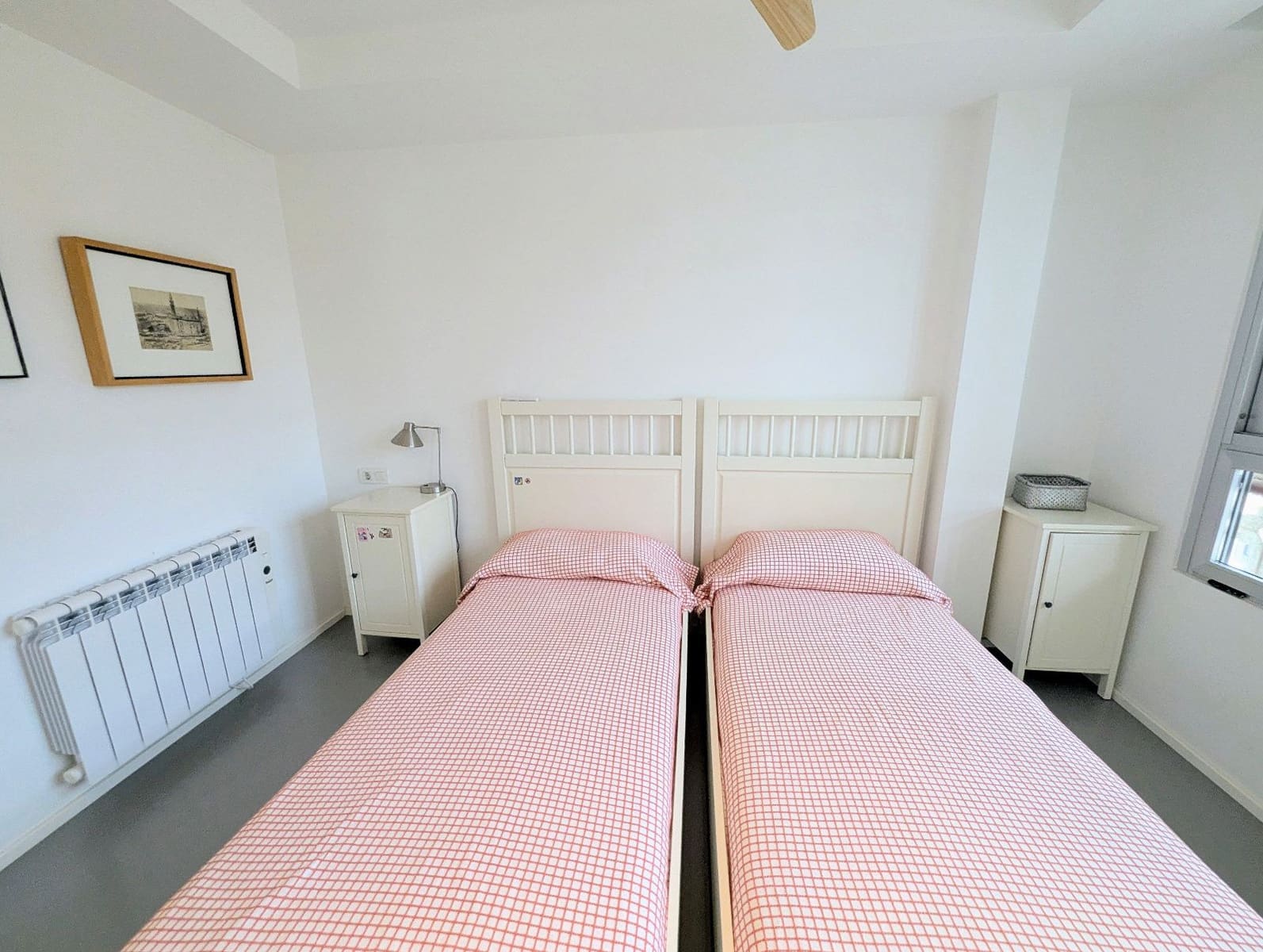 Appartement de 3 chambres à louer à Benidorm avec piscine - 1 500 € (Ref: 9207506)